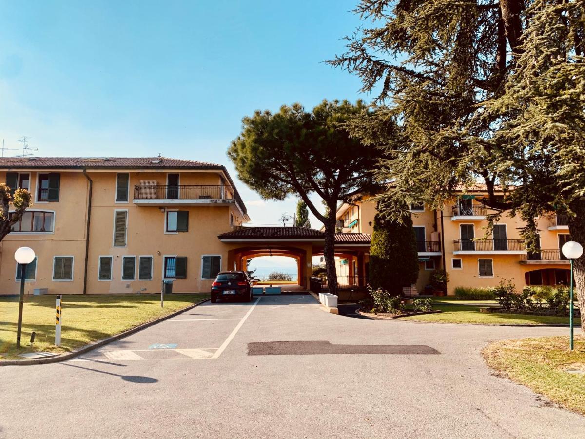 Marilyn Arpa Apartment Sirmione Exterior foto